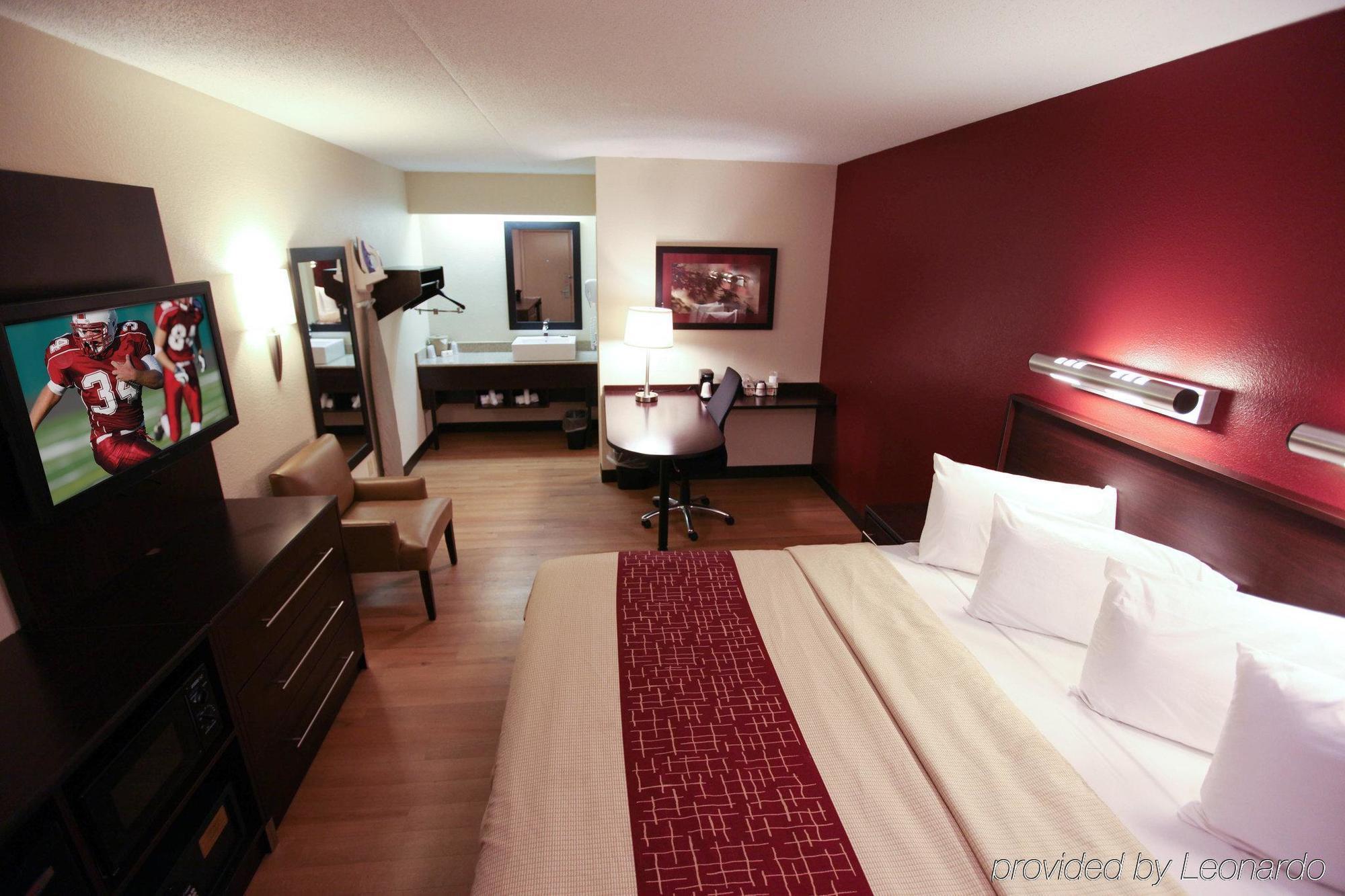 Travelodge By Wyndham Peoria Bagian luar foto