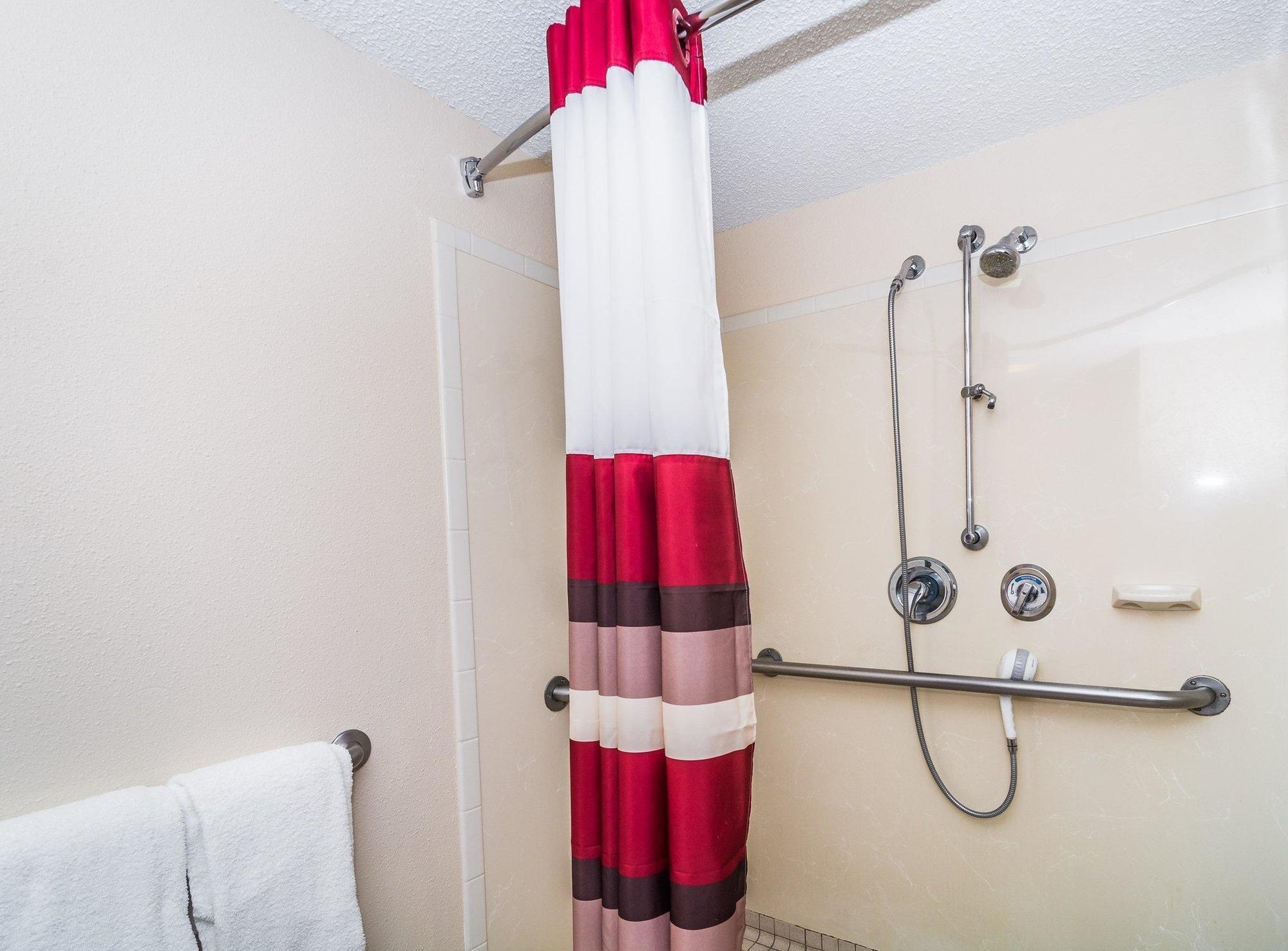 Travelodge By Wyndham Peoria Bagian luar foto